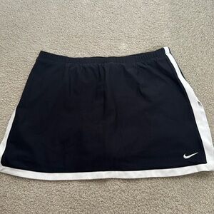 Nike Dri-Fit tennis workout skirt
